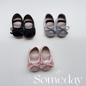 Nouvelles chaussures de marche souples pour bébés, style princesse coréenne, à enfiler pour filles, avec talon élastique anti-chute, vente en gros - Product Image 2