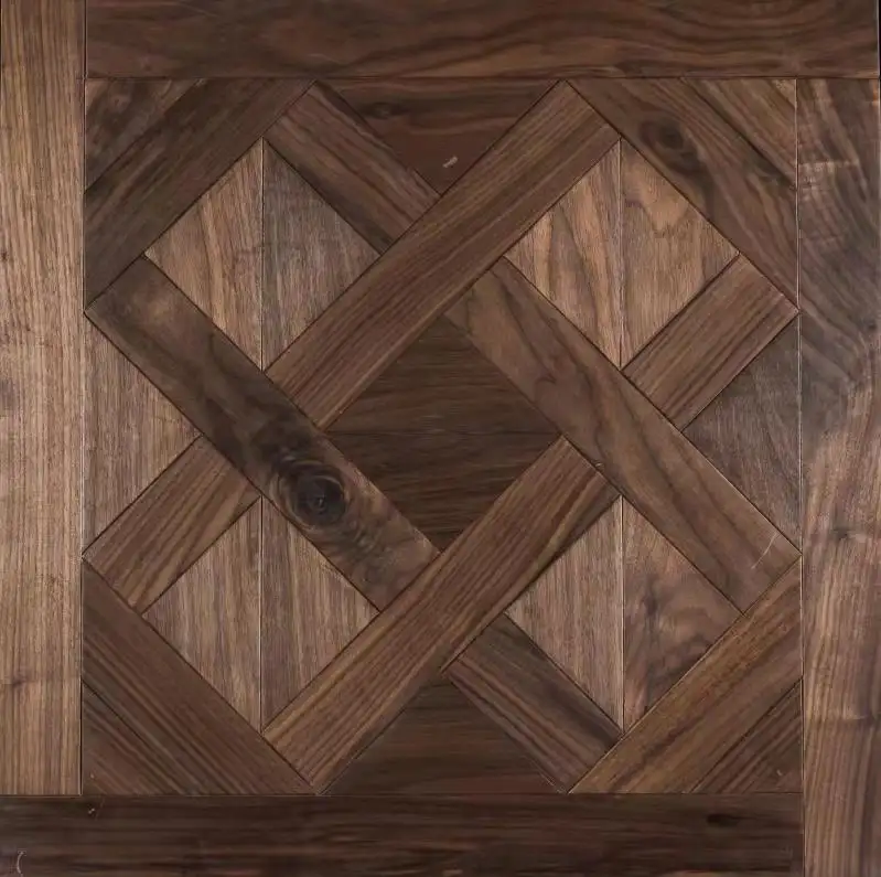 Plancher en bois d'ingénierie