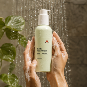 Limpiador Facial Suave con Centella Asiática y Niacinamida, con Limpieza Profunda e Hidratante para Todo Tipo de Piel - Product Image 4