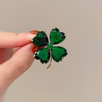 Broches tendance de créateur à quatre feuilles de trèfle pour femmes, élégantes, avec pierres précieuses et strass, broche pour vêtements, décoration, bijoux fins