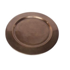 แผ่นชาร์จทองเหลืองสำหรับตกแต่งโต๊ะรับประทานอาหารแบบโบราณ - Product Image 1