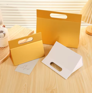 Hot sell Magnetic Snap White Paper Gift Bags, Easy Assembly Flat Pack Gift Bags With Handles - Product Image 3