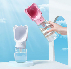 Botella de agua de plástico portátil a prueba de fugas <span class=keywords><strong>para</strong></span> perros y contenedor de comida accesorio <span class=keywords><strong>para</strong></span> cachorros y mascotas de viaje - Product Image 2