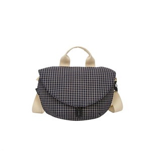 Nouveau Sac Banane Femme Imperméable en Nylon, Forme Baril, Personnalisé, de Marque, avec Fermeture Éclair, pour Course, Voyage et Activités de Plein Air - Product Image 1