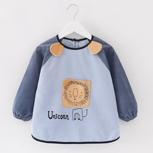 Vente en gros d'usine/OEM robes de bébé enfants mangeant bavoir imperméable anti-salissure automne et hiver à manches longues bavoir motif de dessin animé - Product Image 1