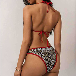 कस्टम तेंदुए प्रिंट हैलटर बिकनी टॉप और थोंग स्ट्रिंग बिकनी महिलाओं के लिए सामने लोगो के साथ सेट - Product Image 3