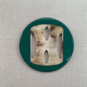 Colgante de moda a granel más vendido para mujer hecho de joyería de cuerno con acabado de laca duradero - Product Image 3