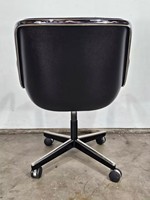 Tables et chaises de bureau pivotantes et réglables en hauteur en cuir de style médiéval moderne Runxi Furniture