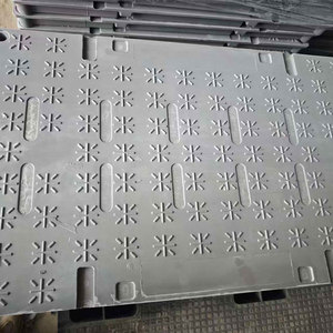 Máquina de Moldeo por Presión en Caliente para Bandejas de Cables de Material Compuesto SMC, Prensa Hidráulica de Cuatro Columnas de 1250 Toneladas - Product Image 4