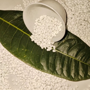 Masterbatch HDPE/<span class=keywords><strong>LDPE</strong></span>/LLDPE Warna Putih, Granul Polietilena Kelas Film, Kilap Tinggi, Tahan UV, Merek KeJia, Kelas Makanan, Untuk Tenun - Product Image 6