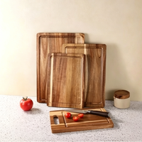 Planche à découper en bois d'acacia en gros avec rainure pour jus et poignées, planche rectangulaire en bois naturel pour restaurants