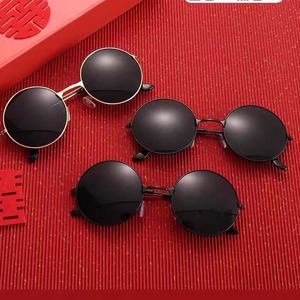 Lunettes de soleil rondes rétro en métal, monture dorée, protection UV400, type unisexe 3, pour hommes et femmes, style streetwear et voyage - Product Image 3