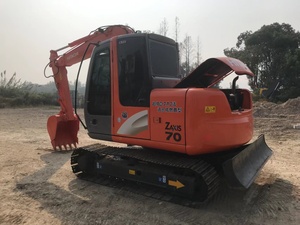 Excavadora Japonesa Usada HITACHI ZX70 Mini de 7 Toneladas Zaxis 70 con Motor Isuzu, Tipo de Movimiento sobre Orugas - Product Image 6