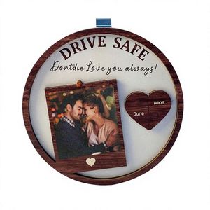 Ilustración de Pareja Estilo Americano para el Día de San Valentín, Colgante de Madera de Doble Capa con Forma de Rompecabezas, Decoración para Puerta de Casa, Regalo - Product Image 2