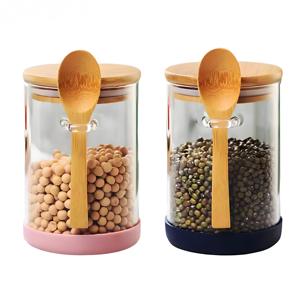 Contenants en verre transparent de qualité alimentaire en borosilicate avec couvercle en silicone pour la cuisine, ensemble de pots à épices avec cuillère - Product Image 1