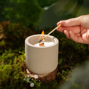 Produttore all'Ingrosso di Candele Profumate ai Fiori di Magnolia, Peonia, Tuberosa, Pompelmo, Vaniglia e Lime - Product Image 1