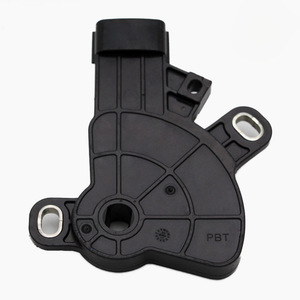 Interrupteur de sécurité de position de vitesse Nissan 31918-1XK0A pour la remplacement et la réparation des interrupteurs automobiles - Product Image 3