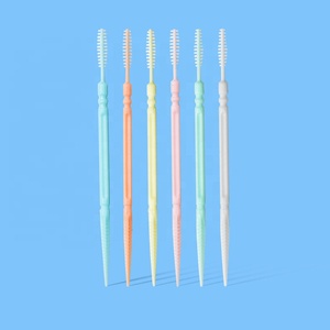 Raccoglitori interdentali riutilizzabili in plastica portatile con spazzolino ad angolo stuzzicadenti stampati personalizzati a basso prezzo campione gratuito usa e getta - Product Image 4