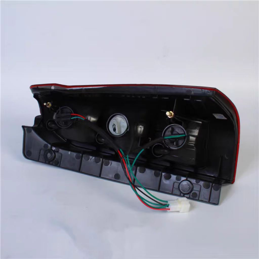 Car Auto Parts Red Taillamp Halogen Tail Lights for SGMW WuLing HongGuang V Rear Tail Brake Light Lamp Brake Parts Image 3