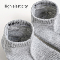 Les chaussettes plates de style maille de Minghui sont respirantes, confortables, de haute qualité et personnalisables pour un usage quotidien