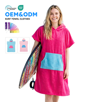 Cadeau Ujoy Vente en gros Poncho à capuche personnalisé Séchage rapide et compressé Serviette de plage et de surf à langer pour l'extérieur