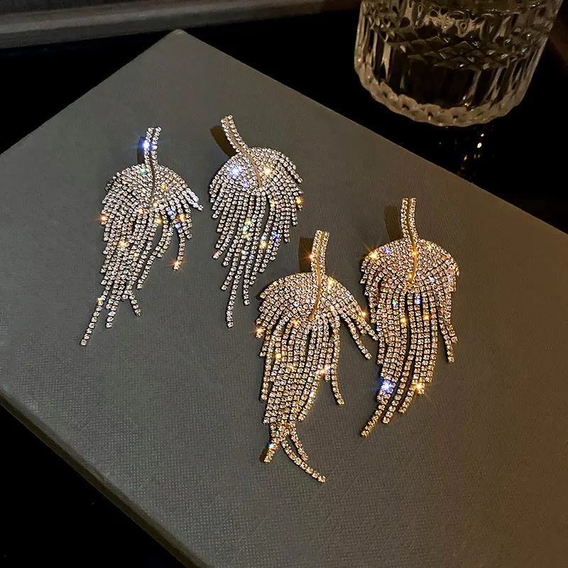 2022 Luxury Long Tassel Rhinestone Drop Golden Leaf Dangle Earrings for Women Fashion Jewelry Accessories