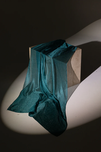 2024 liso Color sólido seda borde ligero brillo liso plisado gasa Hijab pañuelo para la cabeza chal bufandas - Product Image 5