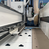 Routeur CNC personnalisé de pointe pour le chargement et le déchargement automatique, avec alimentateur de panneaux pour l'étiquetage et la manutention de matériaux, fabriqué en Chine