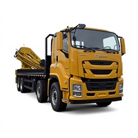 Grue de camion 8x4 30 tonnes ISUZU à flèche pliante, petite grue neuve montée sur camion de remorquage