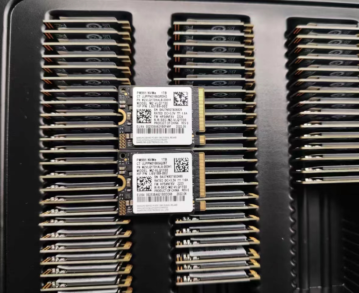 内蔵型SSD Samsung MZ-VLQ1T00 NVMe 1TB SSD M.2 2280 Samsung 1TB PM991 SSD M.2 MZ-VLQ1T00 Internal PCIe 3.0 x4
