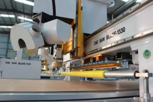 آلة توجيه <span class=keywords><strong>CNC</strong></span> 5 محاور عالية الدقة 9.0kw مغزل 5 محاور <span class=keywords><strong>Cnc</strong></span> آلات النجارة الأثاث صنع JINAN M-shine - Product Image 6