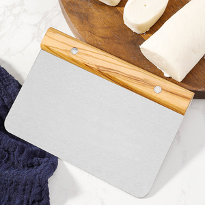 Thép không gỉ <span class=keywords><strong>scraper</strong></span> đa năng thực phẩm <span class=keywords><strong>scraper</strong></span> với gỗ ô liu xử lý cho nhà bếp, Pastry & bột cắt Board <span class=keywords><strong>scraper</strong></span> công cụ - Product Image 2