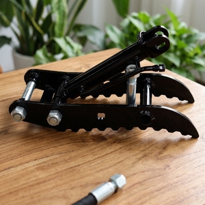 Pince hydraulique pour excavatrice de 1 à 2 tonnes - Product Image 1