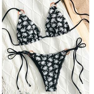 ชุดว่ายน้ำบิกินี่แบบสองชิ้นทรงสามเหลี่ยมแบบผูกคอ ผ้าเมทัลลิกเงางาม ดีไซน์หรูหรา พร้อมฟองน้ำเสริมทรงแบบไมโคร  สายรัดรูปตัววี - Product Image 2