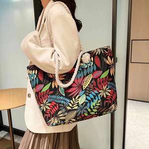 Sac fourre-tout en toile personnalisé avec logo, imprimé feuilles, grande capacité, portable, pour voyage, sac à bandoulière pour femme - Product Image 2