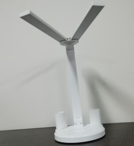 2025 mới bàn đèn điều khiển cảm ứng với chủ bút có thể điều chỉnh đôi <span class=keywords><strong>LED</strong></span> đầu USB bảng đèn tay cử chỉ cảm biến ánh sáng ban đêm - Product Image 5