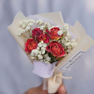 Bouquet <span class=keywords><strong>di</strong></span> mini <span class=keywords><strong>fiori</strong></span> secchi <span class=keywords><strong>di</strong></span> margherite e rose stabilizzate per bomboniere, addio al nubilato, baby shower, oggetto fotografico - Product Image 4