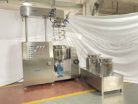 Mélangeur sous vide 100L-1000L Homogénéisateur Réservoir de mélange de pâte Petit mélangeur de lotion Machine cosmétique Mélangeur de crème pour le visage