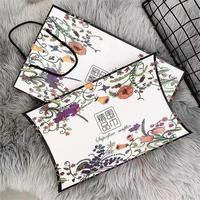 Vente en gros : Coffret cadeau en carton de haute qualité, design créatif et personnalisé, pour écharpes, boîte vide, sac cadeau, sac à main