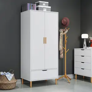Шкаф для одежды с 2 дверями и деревянными ножками