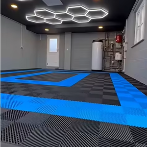 Dalles de sol en plastique industriel emboîtables unies pour <span class=keywords><strong>garage</strong></span>, tapis de sol intérieur pour atelier de detailing automobile - Product Image 1