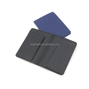 Porte-passeport personnalisable fin et coloré avec logo sur mesure, pouvant contenir suffisamment de cartes de crédit - Product Image 5