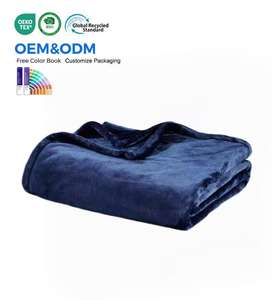 Manta de felpa peluda suave de lujo de felpa Microlight de lana de franela ligera personalizada para cama - Product Image 1
