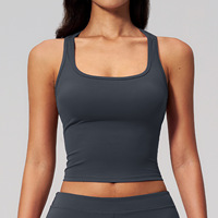 Tank Top Yoga Bernapas dan Meniruskan Tubuh, Crop Top Olahraga dengan Kerah Kotak dan Punggung Terbuka, Dilengkapi Bantalan yang Dapat Dilepas untuk Pilates & Lari