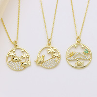 Collier pendentif en gros style océan ajouré, thème été, avec étoile de mer, tortue de mer, crabe, coquille Saint-Jacques, palmier et motif plage, pour la baignade au soleil