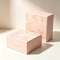 Boîte magnétique de luxe pour chaussures en gros, boîte rigide personnalisée pour vêtements, chaussettes roses, sous-vêtements, boîte en papier