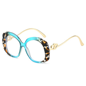 Rosa rosa <span class=keywords><strong>occhiali</strong></span> da lettura Oversize moda 2025 di lusso decorazione <span class=keywords><strong>a</strong></span> forma di cuore grandi <span class=keywords><strong>occhiali</strong></span> rotondi lenti trasparenti grandi <span class=keywords><strong>occhiali</strong></span> - Product Image 5