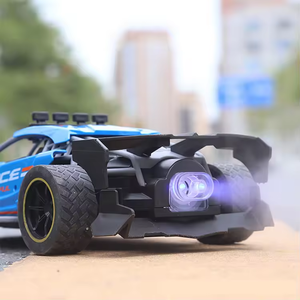 Voiture de course télécommandée 4x4 2,4 GHz 1:16 à grande vitesse avec fonction de pulvérisation, lumières et fumée - Product Image 3