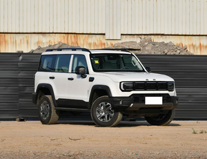 בייג'ינג BJ40 שנת 2026, הגה בצד שמאל, מנוע 2.0T בנזין, רכב שטח, מושבי עור פרימיום, בטיחות ברמה צבאית, הנעה כפולה אוטומטית. - Product Image 3