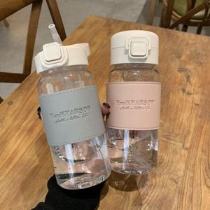 Bouteille d'eau portable en plastique anti-fuite de 16 oz avec paille, antidérapante, pour bureau, école, voiture, maison, étui pour eau bouillante, 100 % potable - Product Image 2